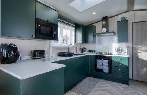 Bumblebee - 2 Bedroom Lodge - Manorbier - Foto 14