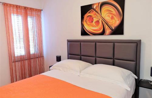 Villa Pino with Pool, Sauna & Jacuzzi - Foto 39