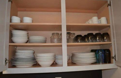 The Redhawk Hideaway: Charming 2BR Condo near Miami Univ in Oxford! Book now! - Foto 4