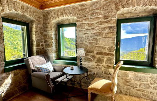 Waterfall Kataraktis Vatatsi - Foto 21