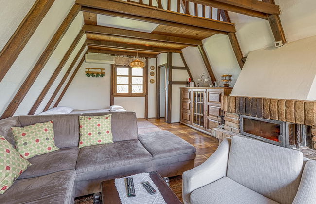 Riverside House With Hot Tub - Photo 11