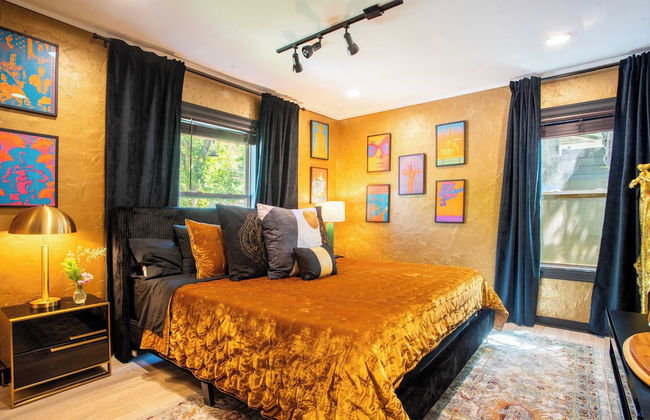 Lamar Suites by Avantstay 2 Homes w/ Shared Pool - Foto 20