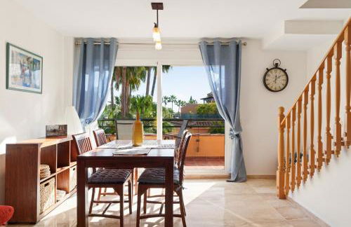 Apartment close to the sea in Las Chapas - Photo 1