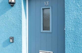 The Little Blue House by Sheppey Stays -Cosy 2BR Blue House - Near Docks with Parking - Foto 49