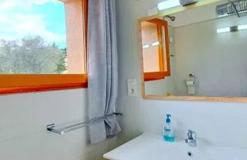 Maison conviviale avec jacuzzi à Le Bar-sur-Loup - Foto 24