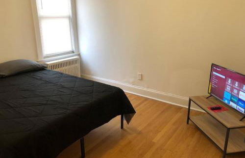 Spacious 2-bedroom apartment with 1-bathroom and private street entrance, MetLife Stadium FIFA World Cup 25 minutes away - Foto 4