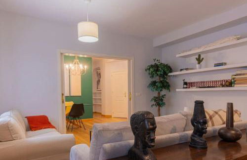 For You Rentals Apartamento Amplio y Elegante en Paseo de la Habana Temporal PDH520 - Photo 13