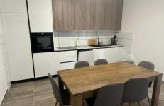 Olive House - Photo 5