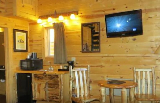 Cabins of Mackinaw - Foto 28