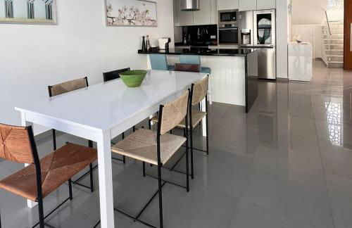 Silvercoast Villa Concha Baia with private heated pool and seaview rooftop lounge - Foto 13