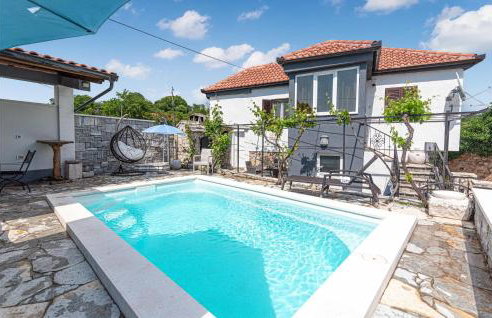 Pet Friendly Home In Danilo - Foto 1