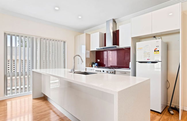 3BR 2 BTH No Stairs Aircon Big Athelstone Home - Foto 43