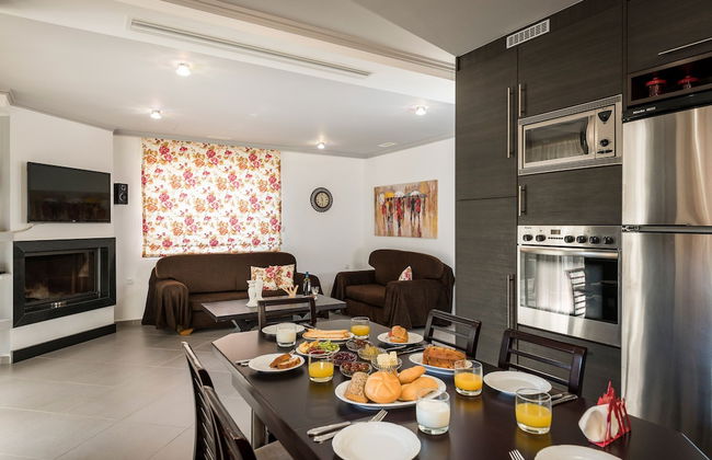 Beautiful Pool Villa for Relaxing Family Holidays - Foto 15