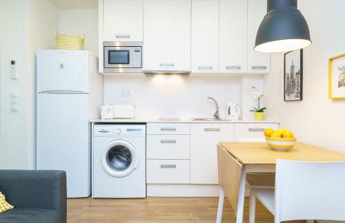 Valencia Home - Photo 26