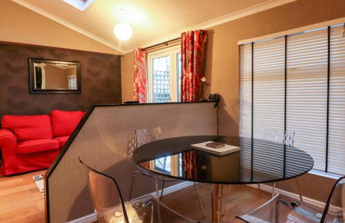 Washburn Lodge - Photo 4