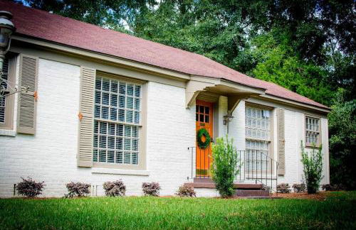 KING BED Family Friendly Cottage - Walk to Zoo & Waterpark - Near Downtown & Midtown - Foto 18