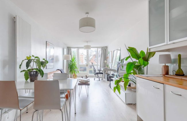 Stunning 1BD Flat w/ Garden Area, Kentish Town! - Foto 9