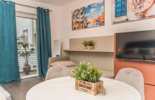 The Rabbit Hole - Photo 41