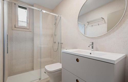 Confort y Ubicación en Madrid - Santero Suites - Photo 32
