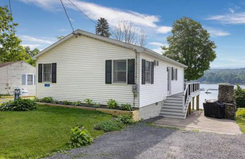 Lake Front Home #5 - Photo 4