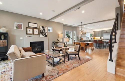 Spacious Family Retreat - Media Room & Patio home - Foto 7