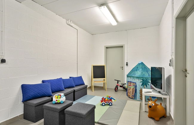 Pleasant Holiday Home With Recreation Room - Photo 20