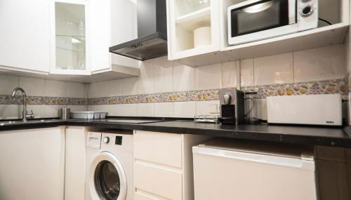 Casa a pasos de Las Ramblas - Photo 3