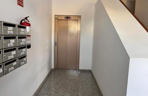 Melo Home Vecindario-Near AirPort-Elevator-Garage - Foto 33