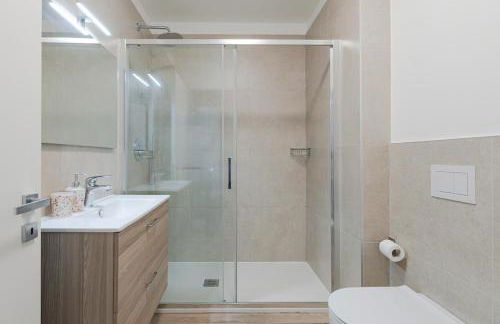 Free Parking and Private Terrace Design Apartment - Foto 18