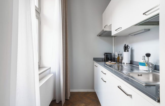 Limehome Prague Halkova - Foto 48