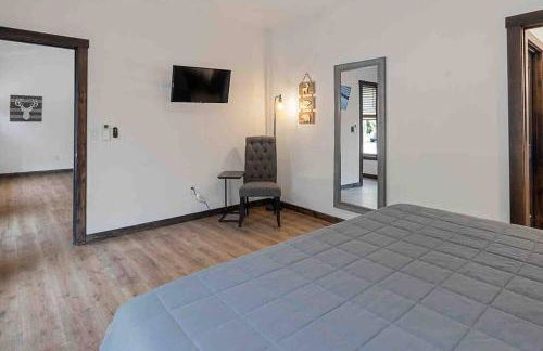 Luxe Mt. Rainier Lodge w/ Hot Tub-AC-Game Room - Foto 24