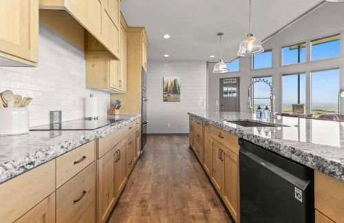 West Cabin- Yellowstone Family Retreat- Sled Hill - Foto 21