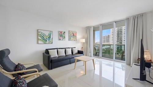 Beautiful and big Apartment by the beach - Foto 2