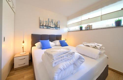 VILLA SOLIS LACUS modernes Apartment - privater beheizbarer Pool- Klimaanlage - private Parkplätze - Foto 21