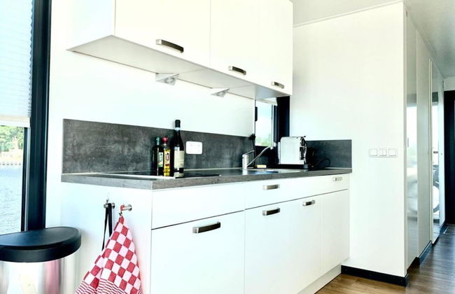 Houseboat Sneekermeer With Sun Deck - Foto 5