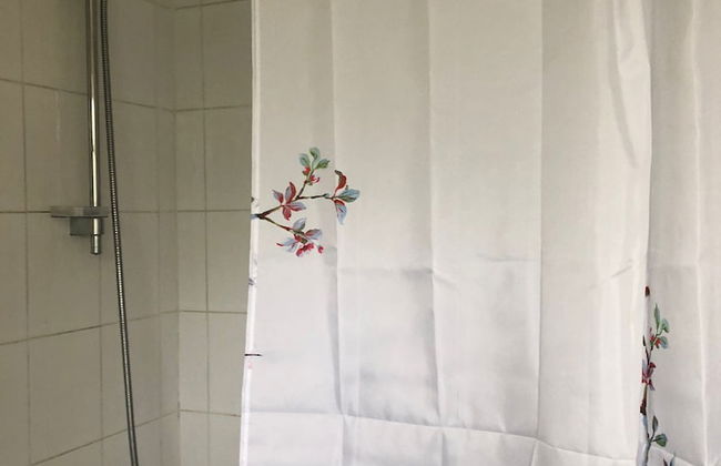 Charming 1-bed Apartment, Vibrant London Location - Foto 14