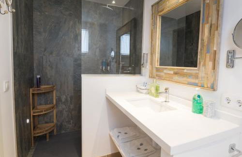 Villa De Lujo Frente A La Playa - Photo 24