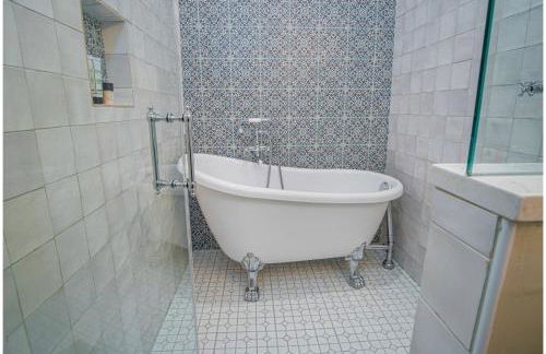 Exquisite Studio Guesthouse Near Downtown's Core! - Foto 17