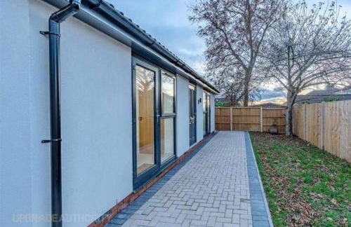 Cosy single storey bungalow with garden, parking - Foto 10