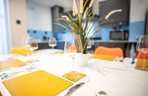 8 Bed, comfortably sleeps 10, 3 Bath house, 5 Mins Manchester Centre - Foto 5