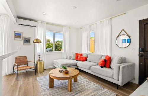 Modern and Cozy in PB with Patio and Firepit - Foto 2