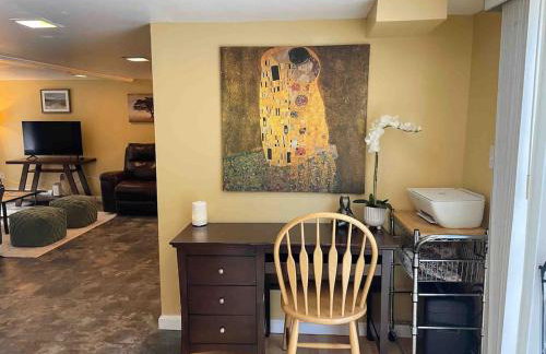 Nothing Fancy Older Pet Friendly Home near I 95 - Foto 16