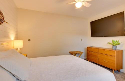 Lakefront Zirconia Home with Boathouse and Dock! - Foto 25