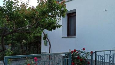 ΠΑΡΑΔΟΣΙΑΚΗ ΚΑΤΟΙΚΙΑ - Foto 1, Garden, Garden view