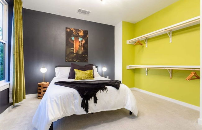 5 000 SQ FT Private 10br Compound DT 6 Min Drive - Photo 48