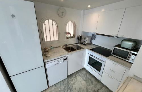 Diletta Beach Estepona - Photo 39