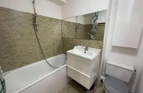 Studio climatisé 4 pers avec piscine et parking à Port Camargue - FR-1-250-230 - Photo 10