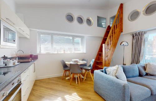 Crabbers' Wharf - Photo 18