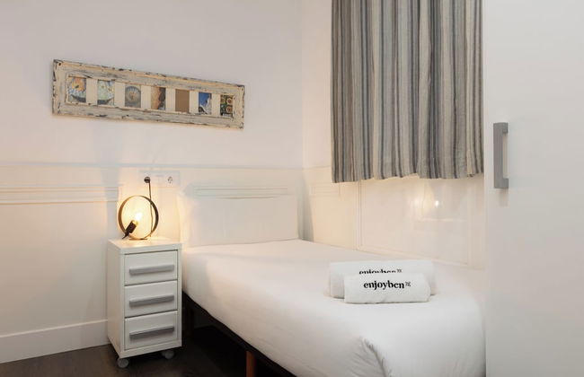 Enjoybcn Coliseum Apartments - Photo 7