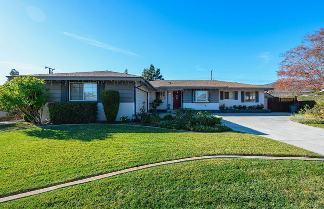 Luxury Estate With Sparkling Pool Elegant Amenities - Foto 3